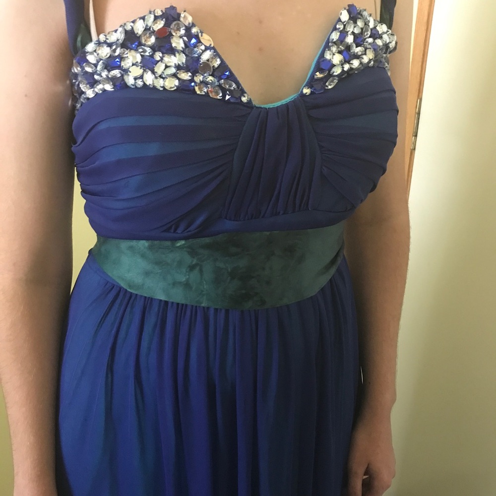 Homecoming, prom, formal gown!!