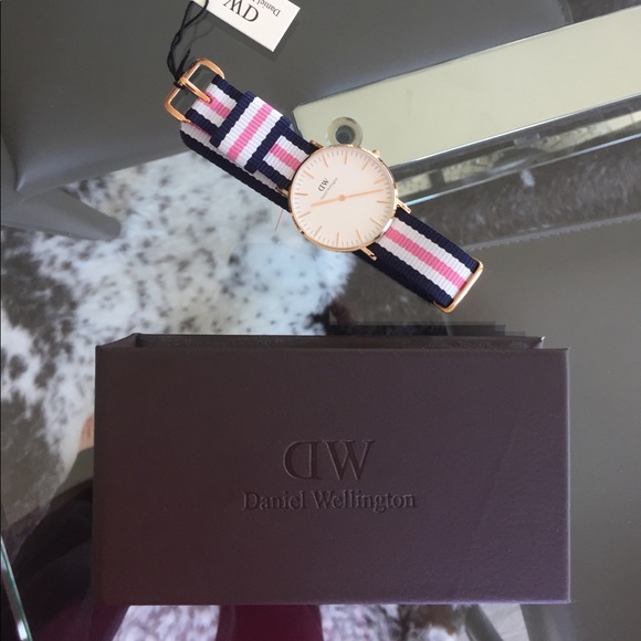 Daniel Wellington Jewelry - Daniel Wellington Classic 36MM Southampton Watch Daniel Wellington Jewelry - Daniel Wellington Classic 36MM Southampton Watch