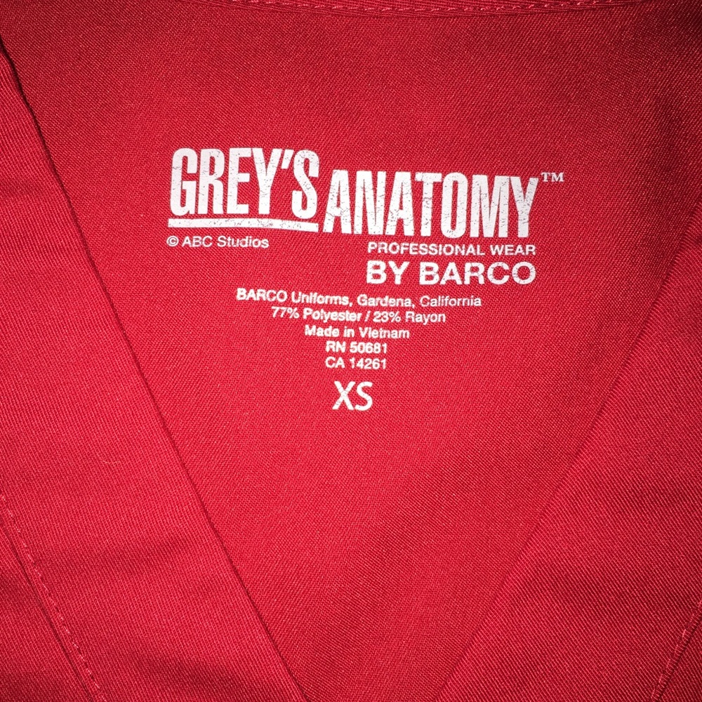 Grey's Anatomy red scrub top XS