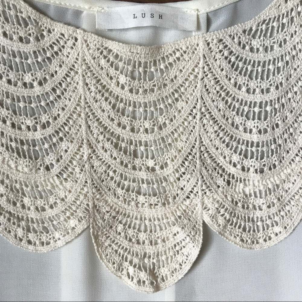 LUSH Crochet Bib Surplice Tank Top - Picture 4 of 6