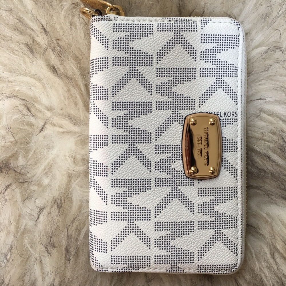Michael Kors wallet/wristlet