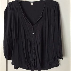 Old Navy top