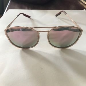 Quay cherry bomb sun glasses