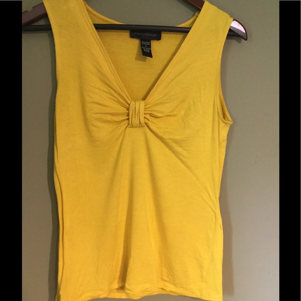 Bright Flattering Sleeveless Top