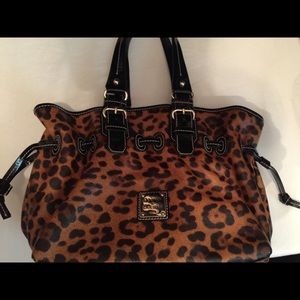 DOONEY & BOURKE PURSE