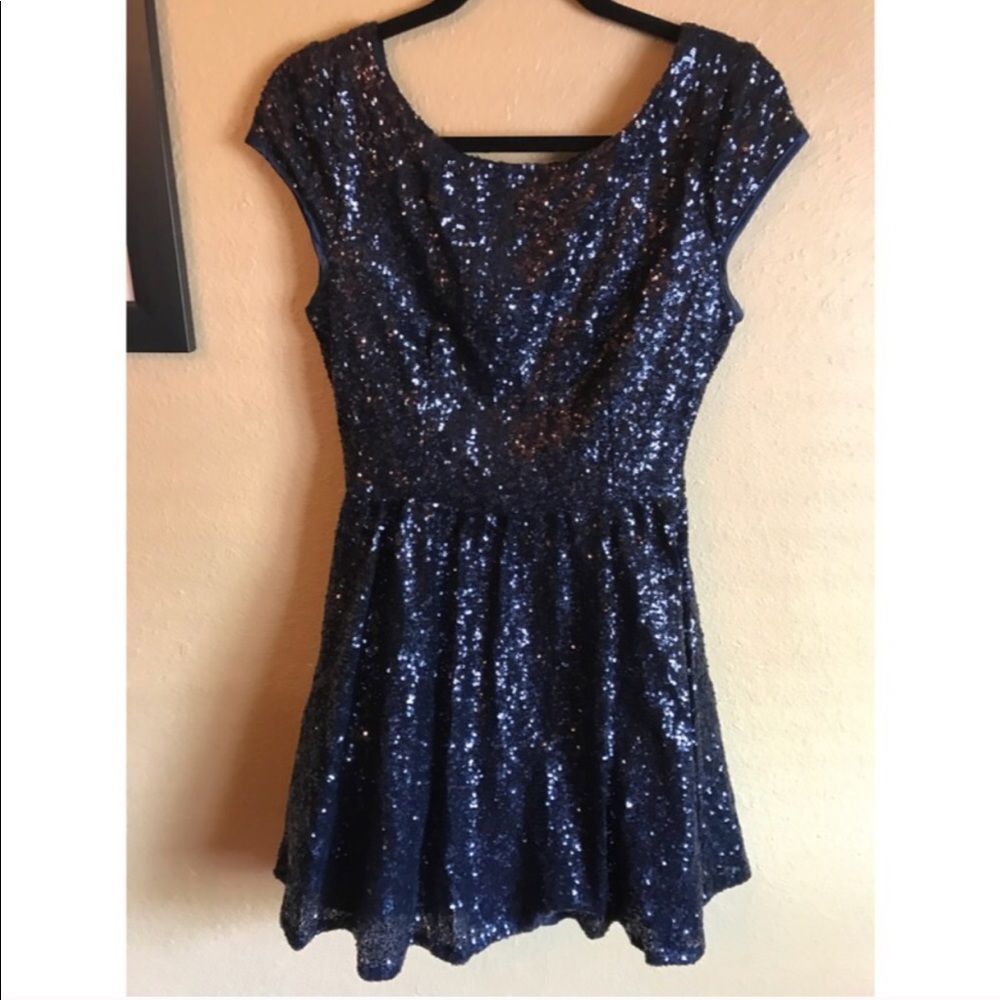 Navy Sequined Homecoming / Graduation Dress ✨