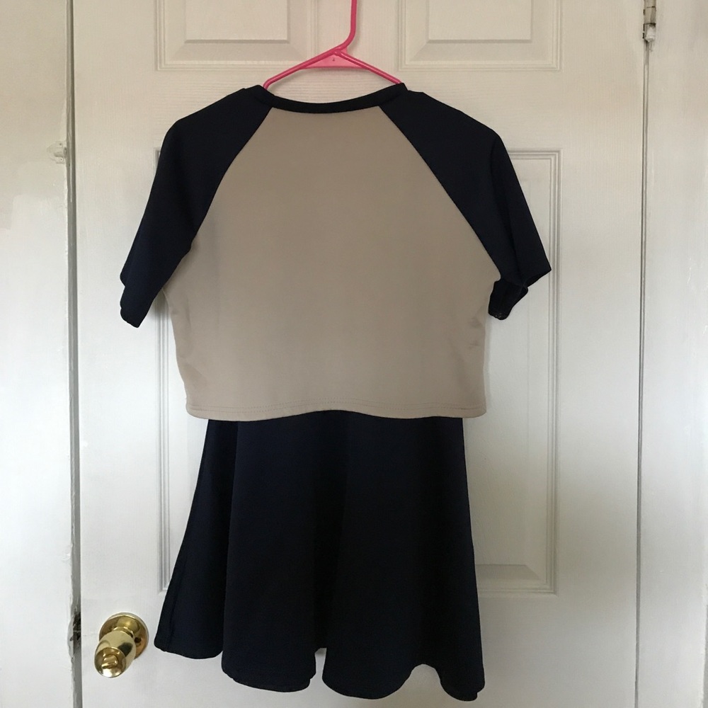 Big sale!!!Dress suit includes the short shirt.