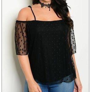 ✨Plus Size✨Off The Shoulder Top