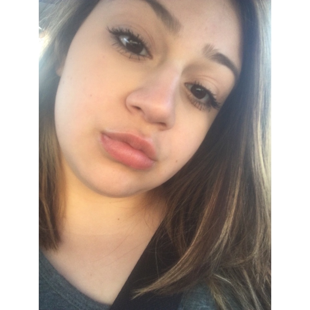 Meet your Posher, Amber