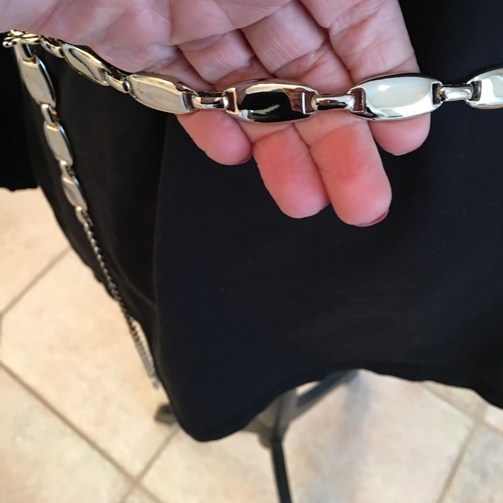 SILVER ADJUSTABLE BELT