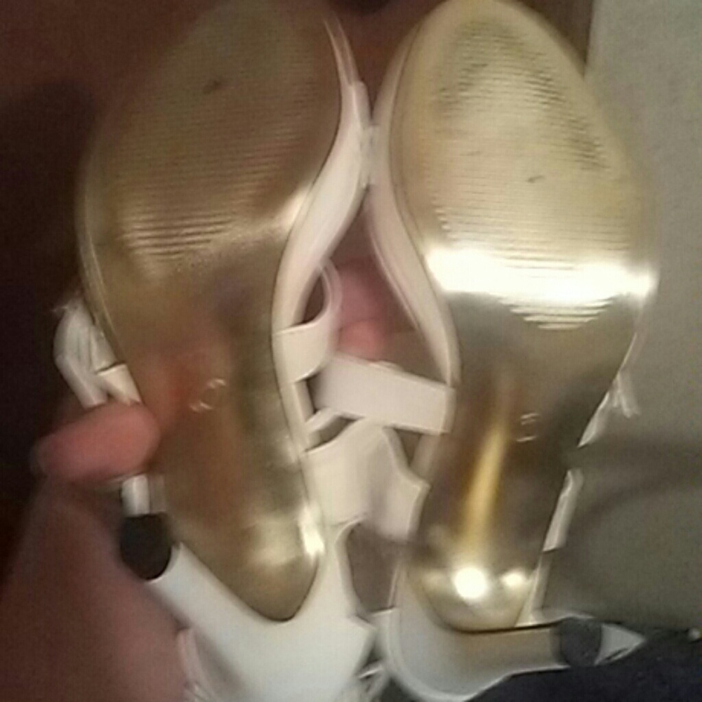 NWOT! Never worn strappy heels - Picture 4 of 5
