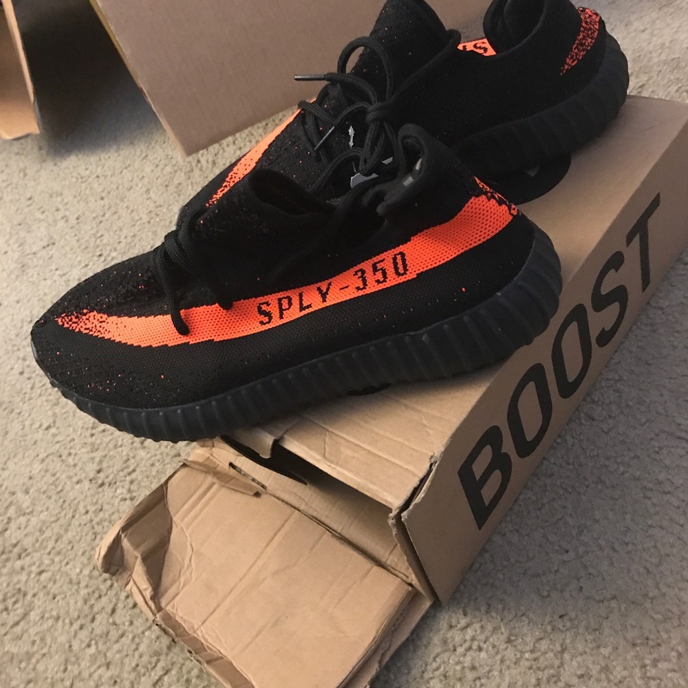 Adidas yeezy new with pack