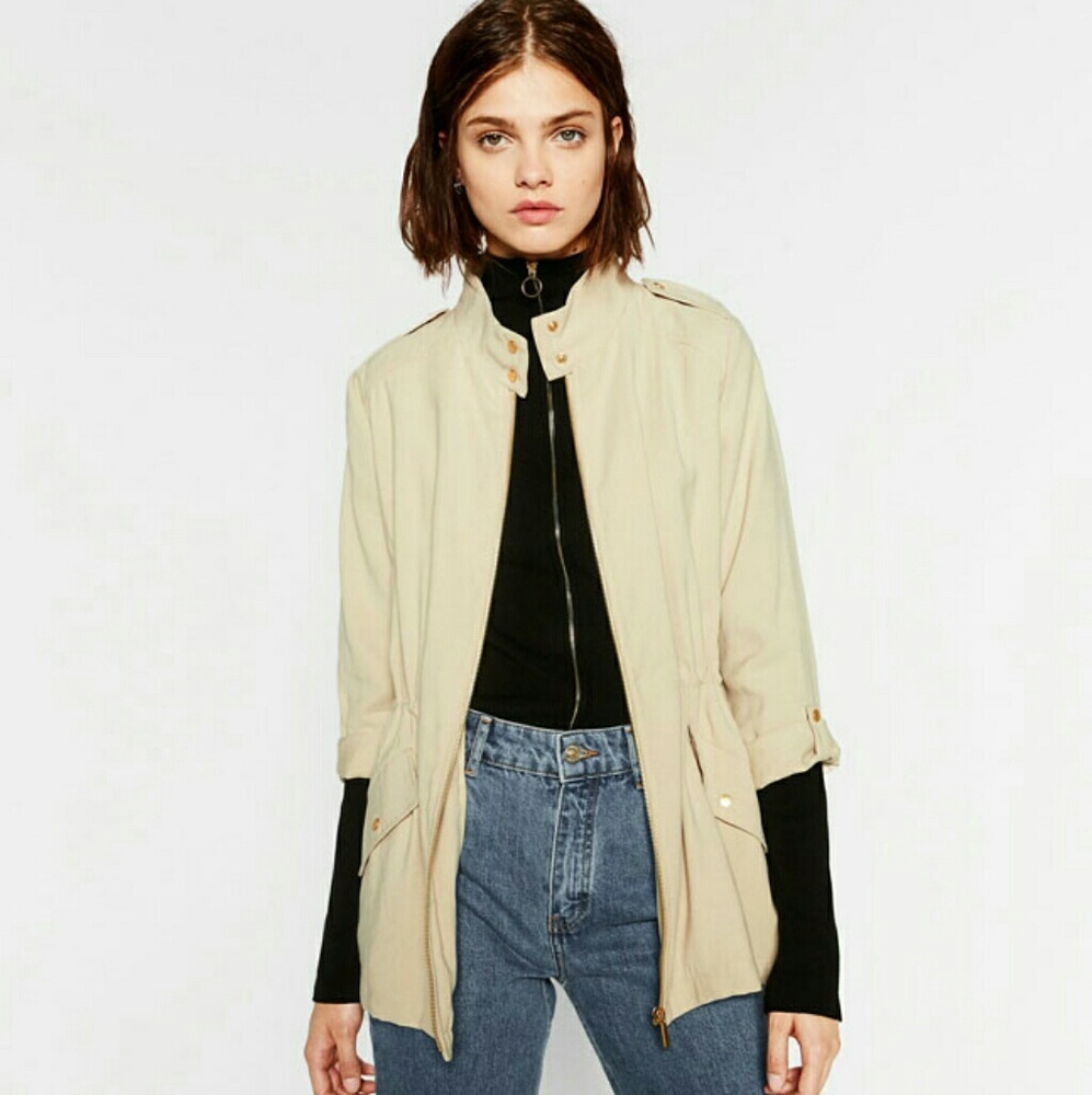 👋 Closing today!!ZARA Safari Jacket