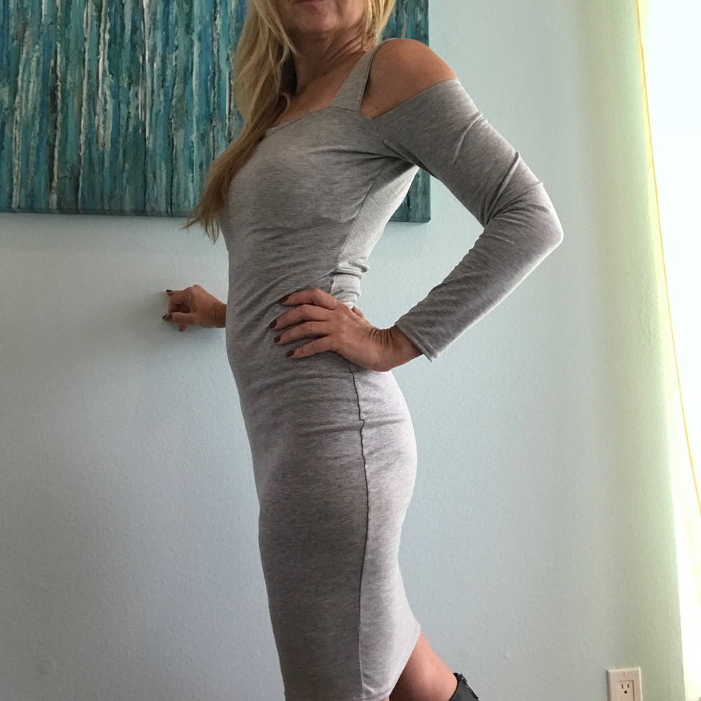 🏄🏽‍♀️Athena Gray Strappy Dress 🏖 Sale - Picture 4 of 6