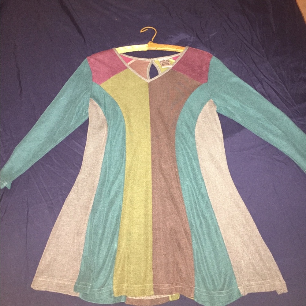 Flowy multi-colored shirt.