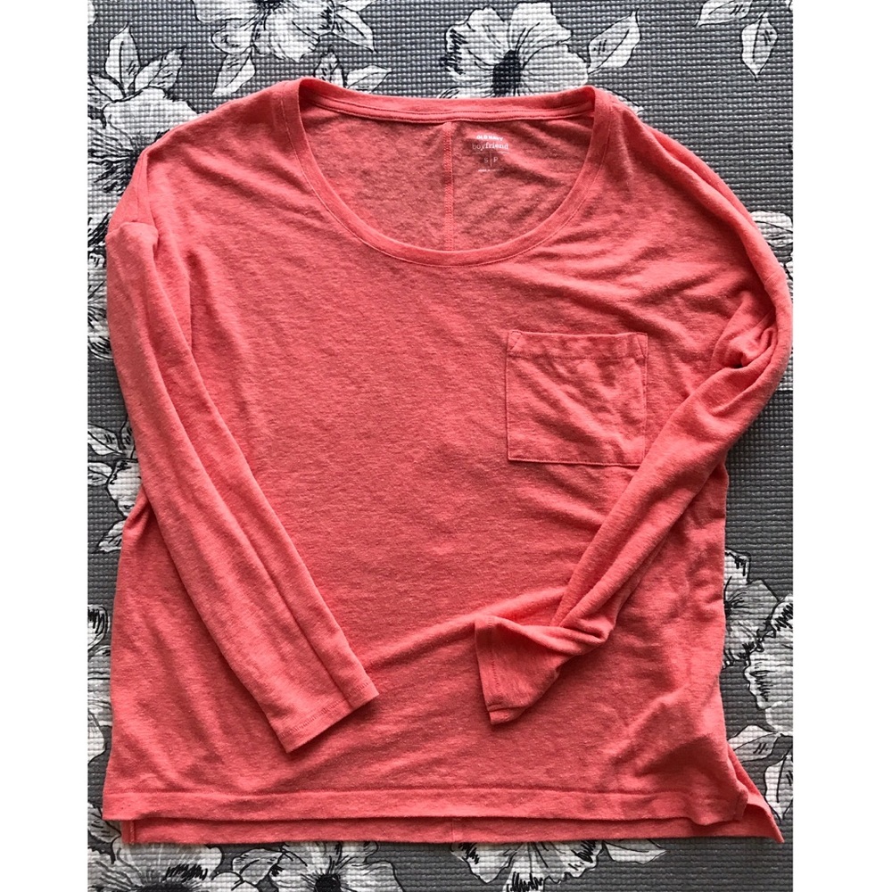 OLD NAVY BOYFRIEND TEE