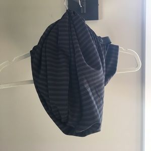 Lululemon Vinyassa Scarf