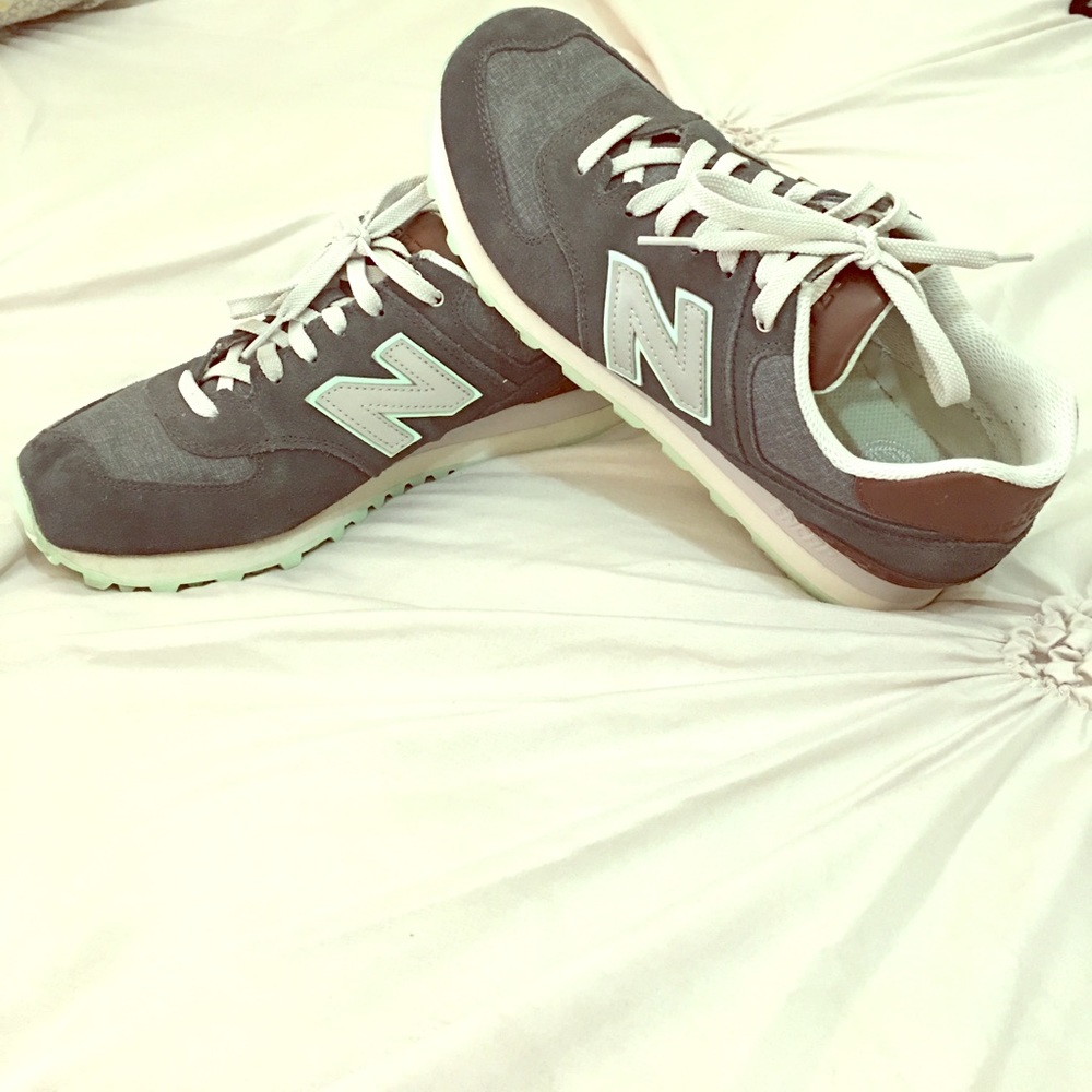 New balance classic sneakers