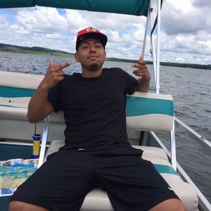 Meet your Posher, Victor