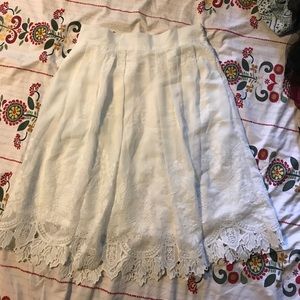 White lace skirt - EVA MENDES Collection