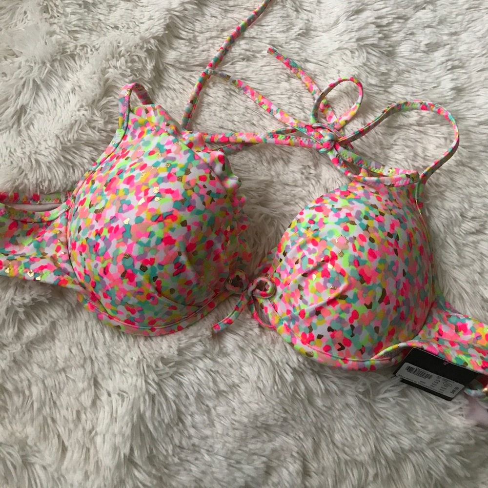VS swim TOP 34A