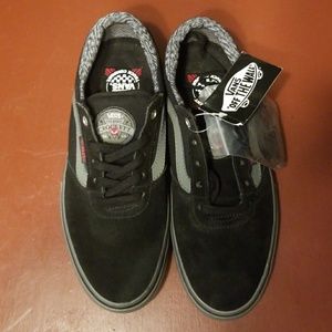Vans Crockett Pro Black and Grey, Men's 8.5 NTW