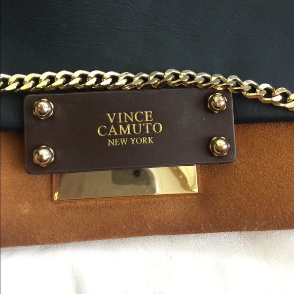 Vince Camuto clutch 👛 - Picture 2 of 4