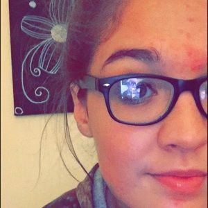 Meet your Posher, Alisha