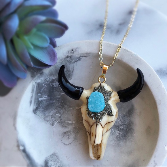 Simple Sanctuary Jewelry - Druzy Cattle Necklace