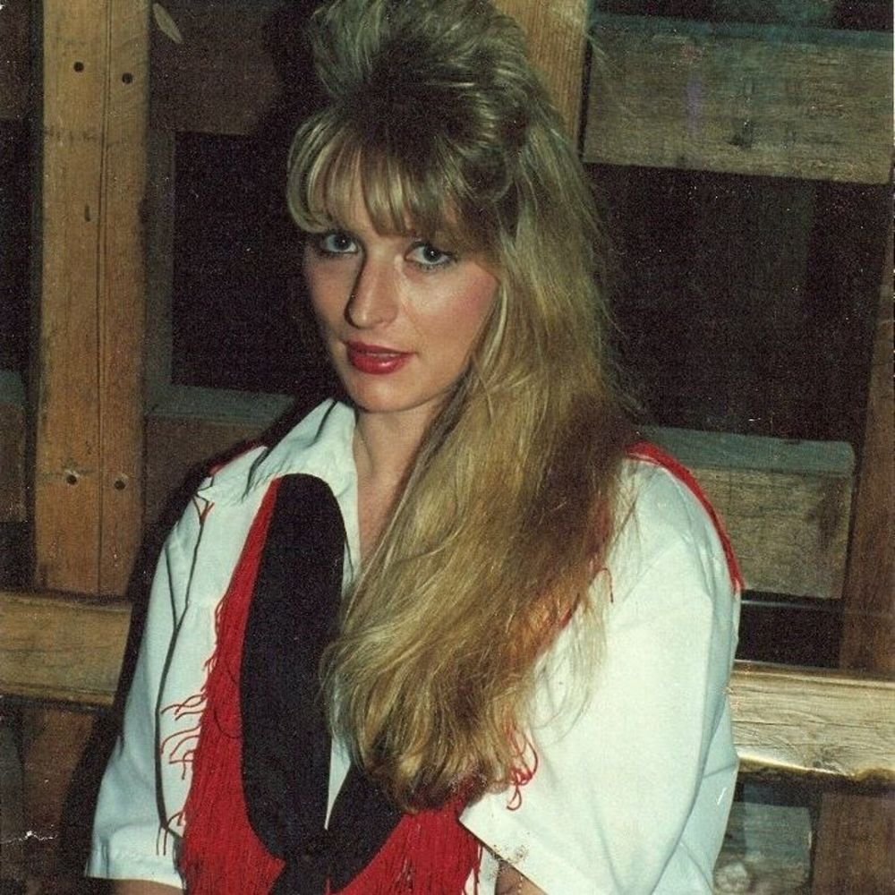 Meet your Posher, Brenda