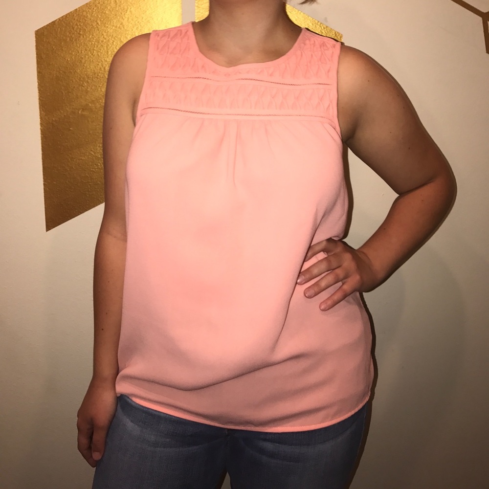 ✨SALMON COLORED CASUAL BLOUSE✨