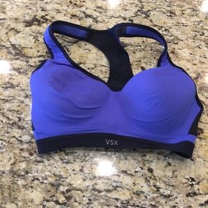 🔥FINAL🔥EUC Victoria secret sports bra 32d
