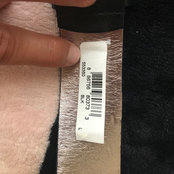 Black Micheal Kors Large Belt - Picture 3 of 4