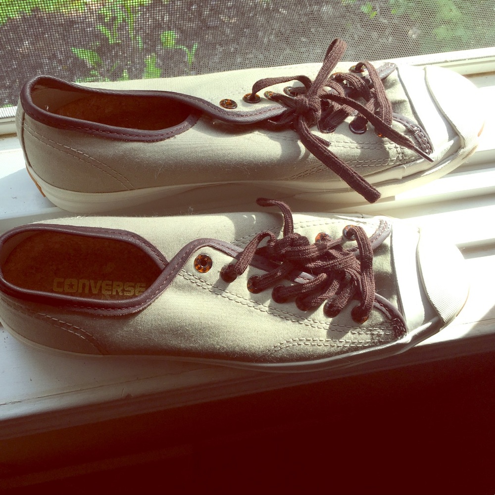 Men's Converse size 9