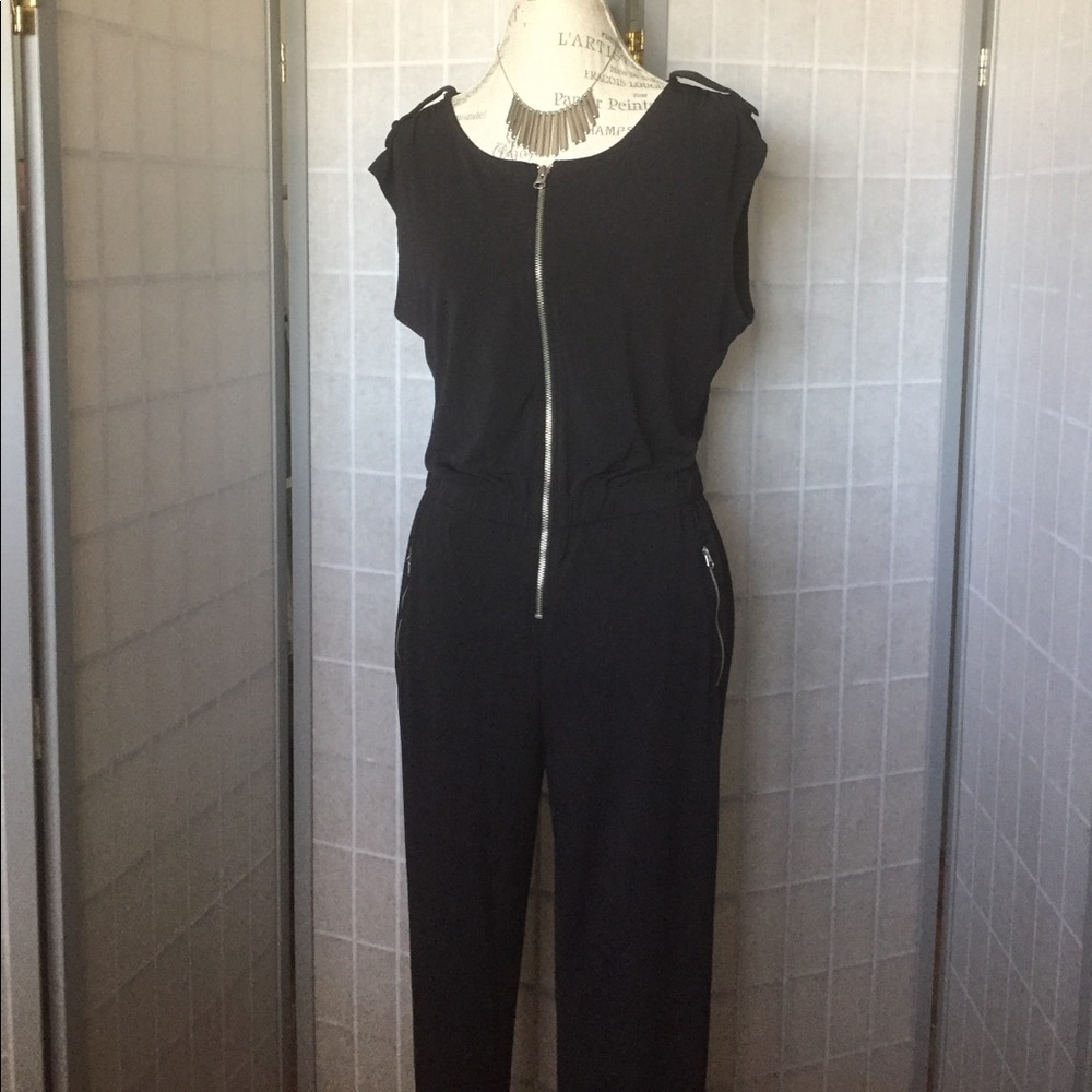 😎Beautiful vacation piece romper😎