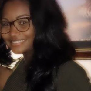 Meet your Posher, Zurena