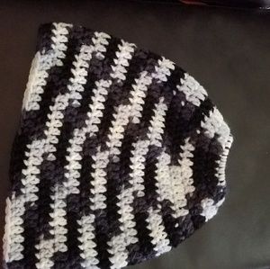 Crochet ponytail beanie