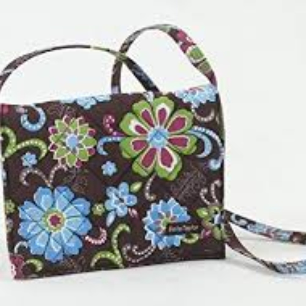 Bella Taylor Roxbury Essential