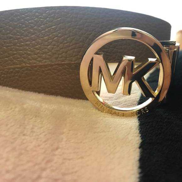 Brown Large Michael Kors leather belt - Picture 4 of 4