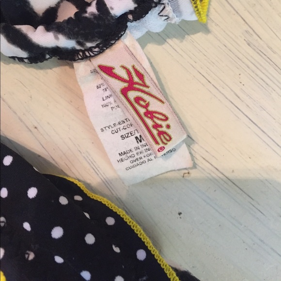 Bikini - Picture 2 of 3