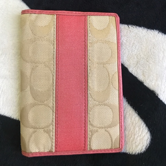 Coach wallet - Picture 1 of 2