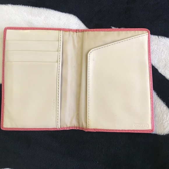Coach wallet - Picture 2 of 2