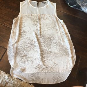 Vince Camuto top