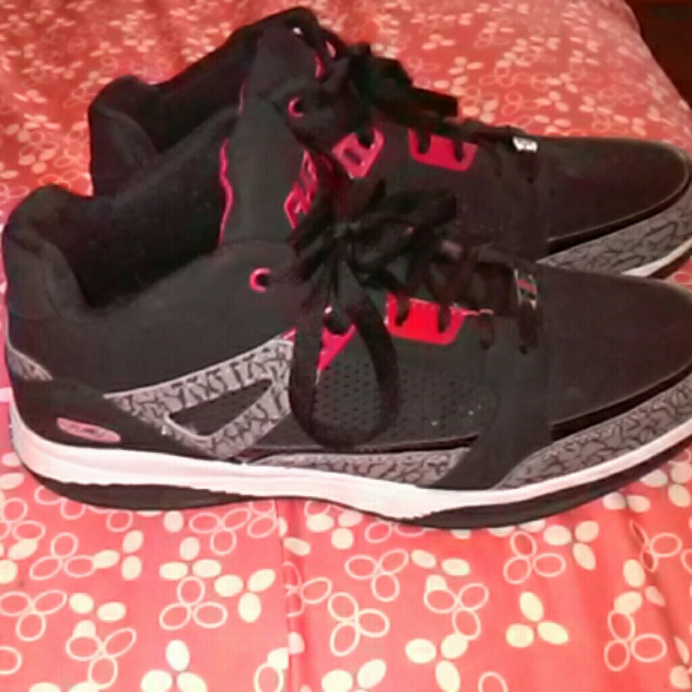 Men's Fubu shoe's 👟👟👟