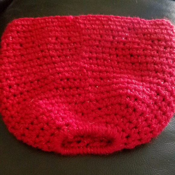 Crochet ponytail beanie - Picture 2 of 2