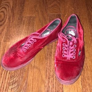 Vans (Red velvet) - RARE!!