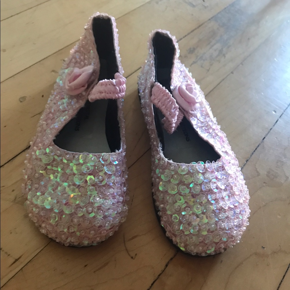 Super cute, sparkly baby flats - Picture 1 of 4