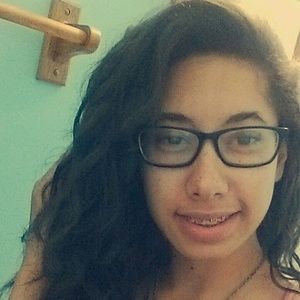 Meet your Posher, Cierra