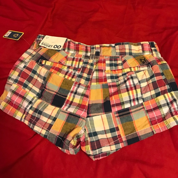 Shorts - Picture 6 of 6