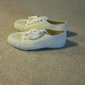 Old Navy Sneakers, Women's Size 6